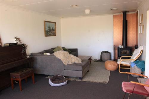 The lounge in Te Kainga