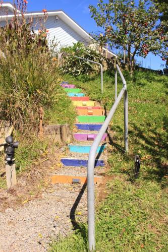 The path up to Te Kainga